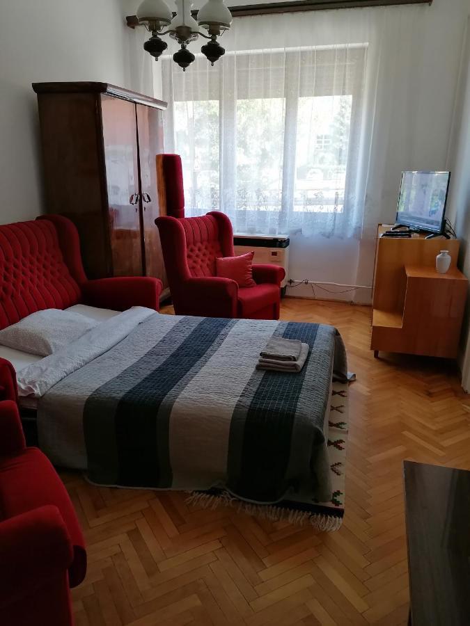 Szatmari Apartman Miskolc Exteriör bild