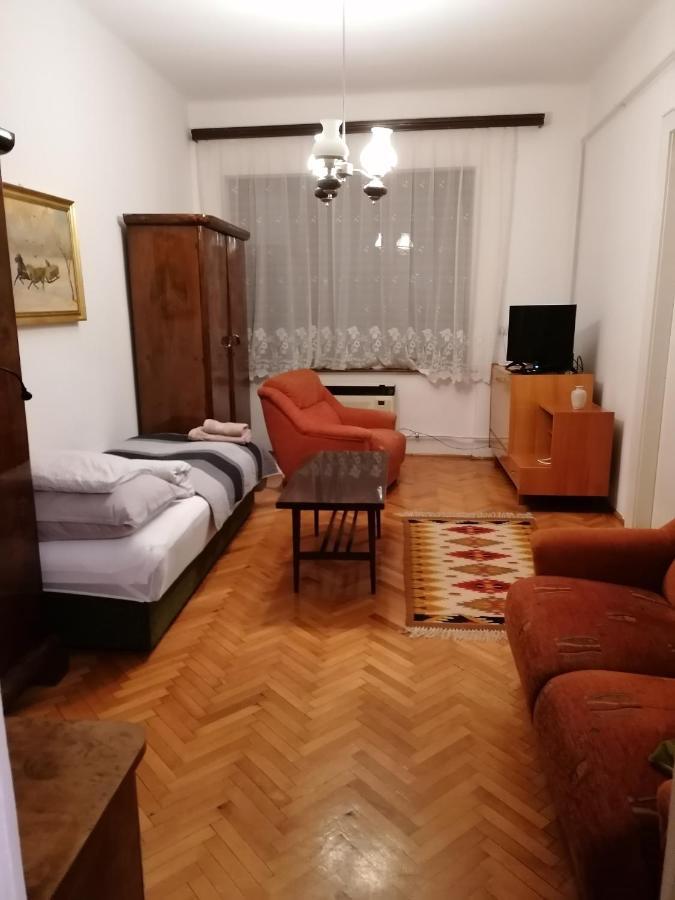 Szatmari Apartman Miskolc Exteriör bild