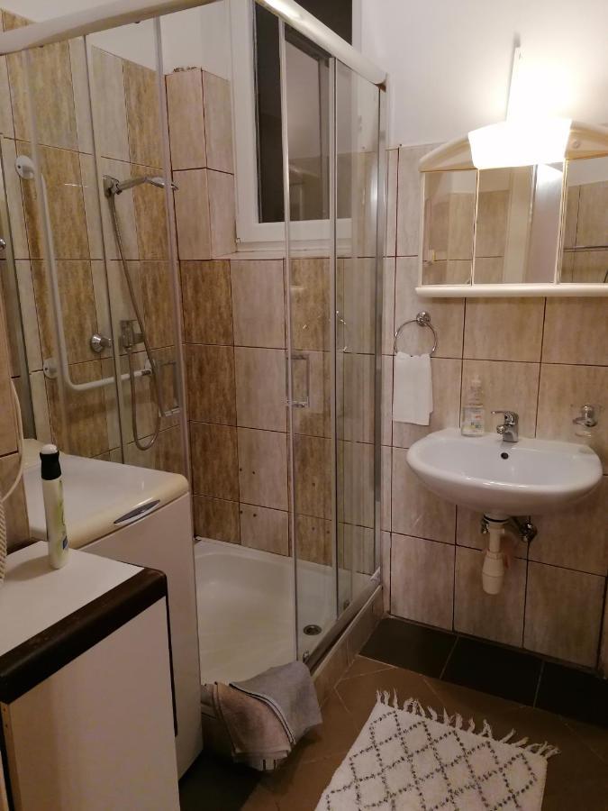 Szatmari Apartman Miskolc Exteriör bild