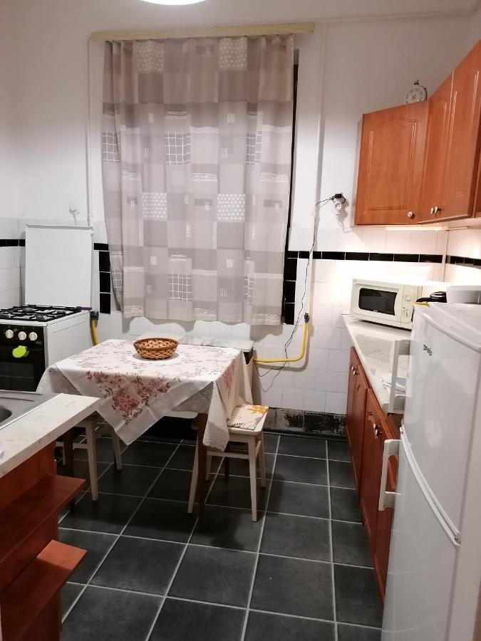 Szatmari Apartman Miskolc Exteriör bild